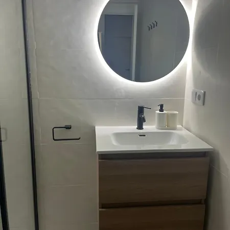The Sunnydise Luxury Duplex In The Center